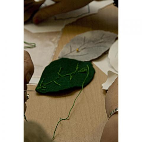Embroidering a leaf