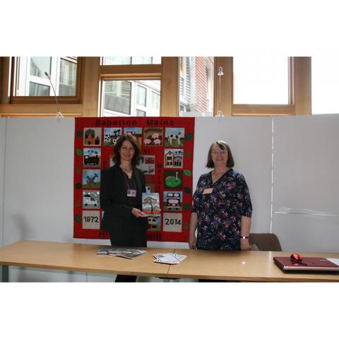 Sheena Cleland Researcher and Helen Ogg by the quilt